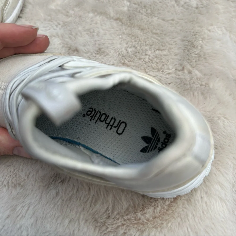 adidas sneakers Kids Size 8.5